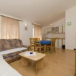 Apartment Biserka