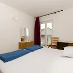 Apartment Biserka Primošten