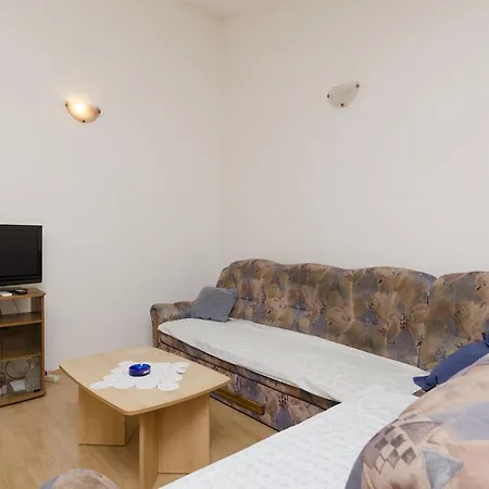 Biserka Apartment *