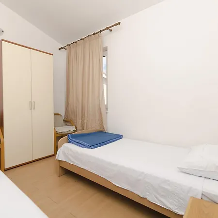 Biserka * 普利莫顿